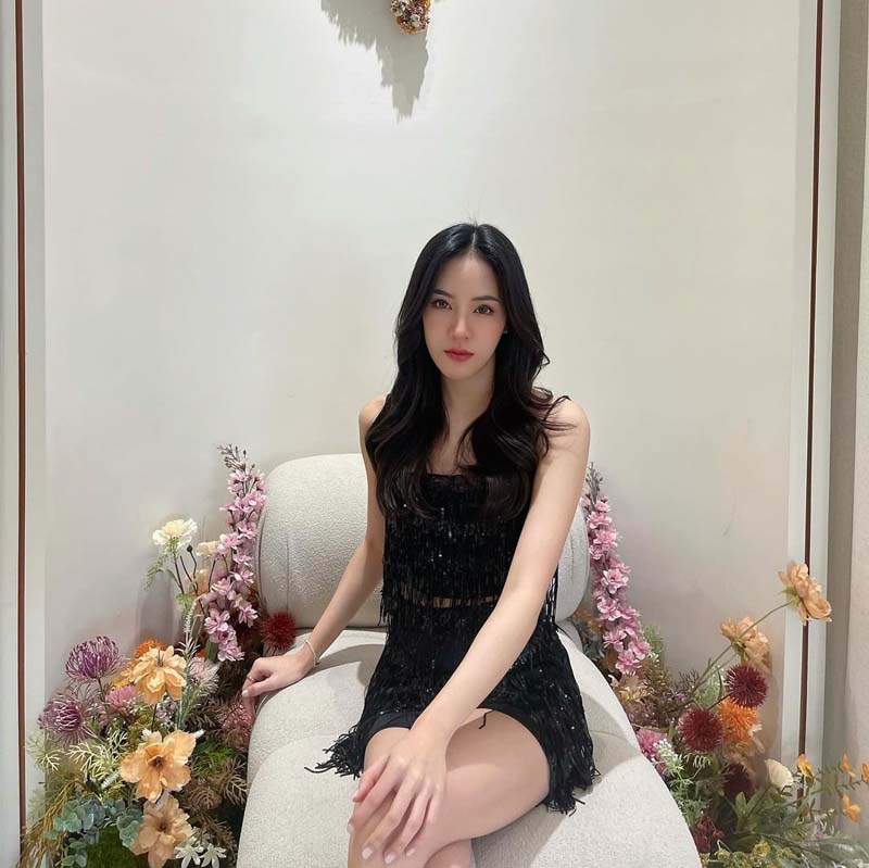 ติ๊ต๊ะ ชญานิศ