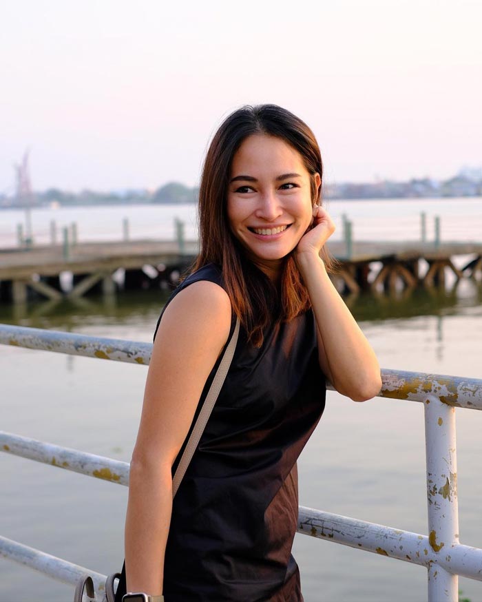 พลอย พลอยพรรณ