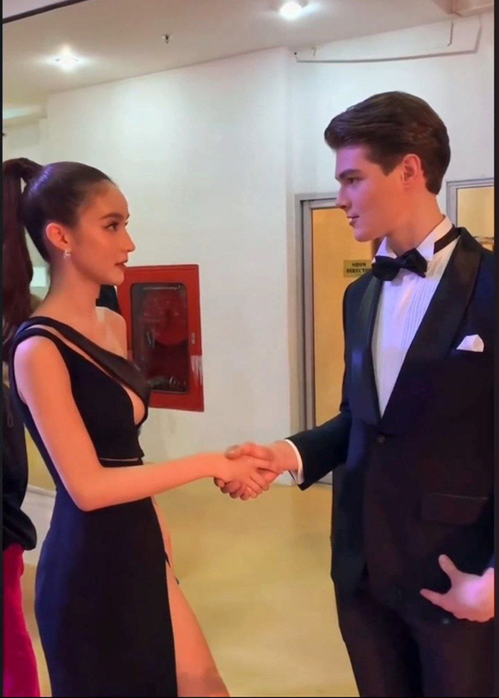 โยชิ รินรดา