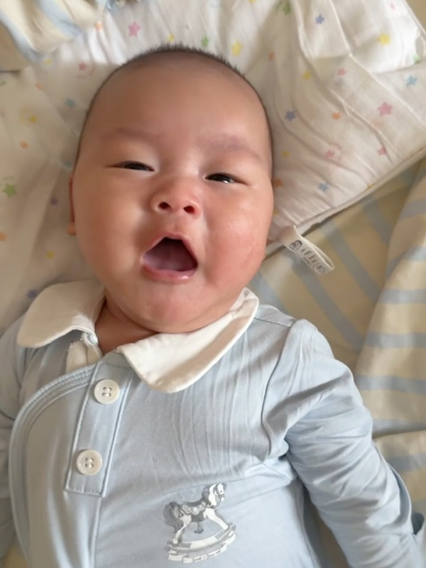 น้องพบรัก เจมส์ จิรายุ  วัย 3 เดือน