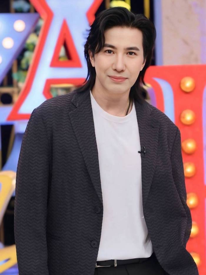  หนุ่ม กรรชัย 