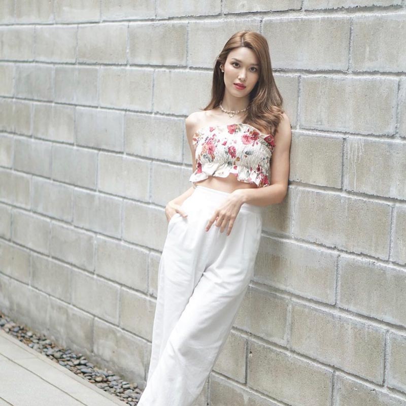 แจ็คกี้ ชาเคอลีน