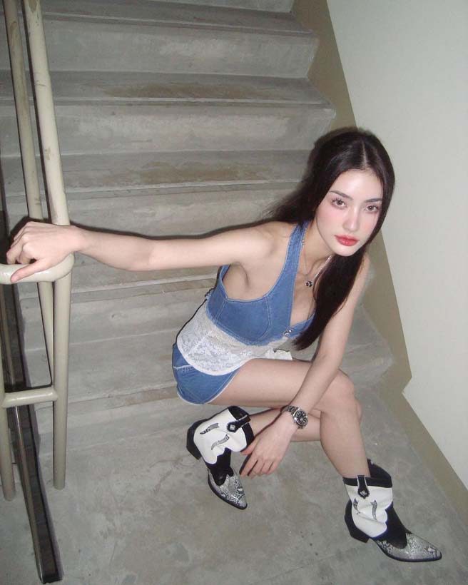 มีนา ริณา