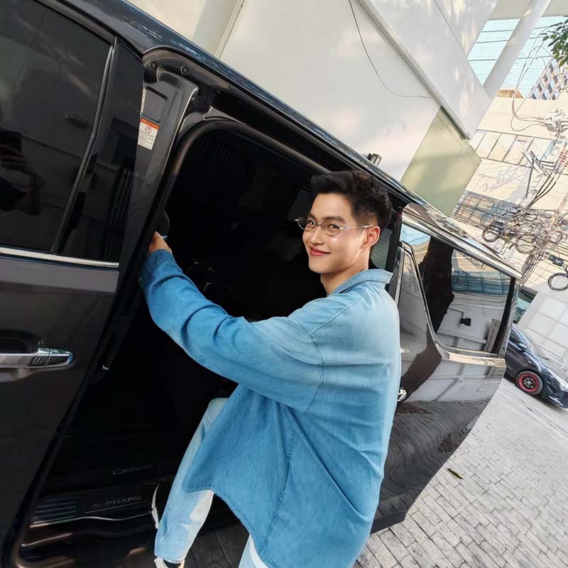 มิค เมธัส โอภาสเอี่ยมขจร
