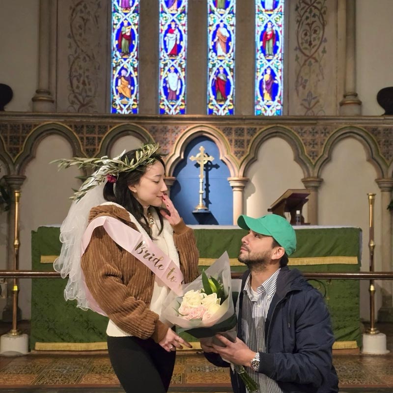 แอนดรูว์ กรเศก เซอร์ไพรส์ขอ แพร แฟนสาวแต่งงาน