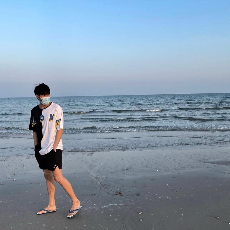 หน่อง ธนา