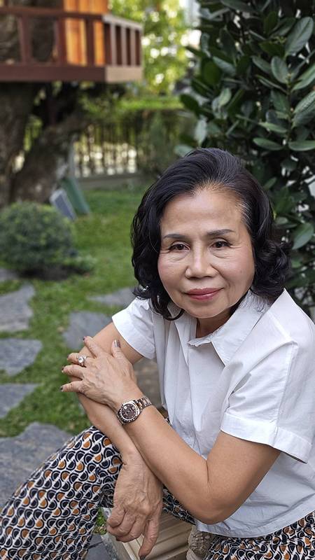 ยายหนิง แม่ชมพู่ อารยา