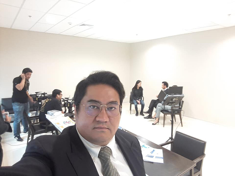 นิกม์ แสงศิรินาวิน ประวัติ