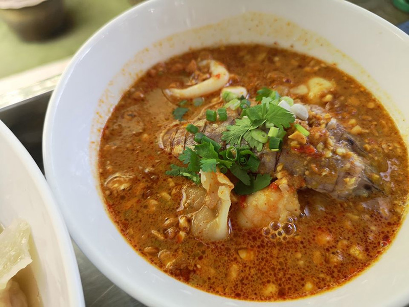 ร้านก๋วยเตี๋ยว กรุงเทพฯ