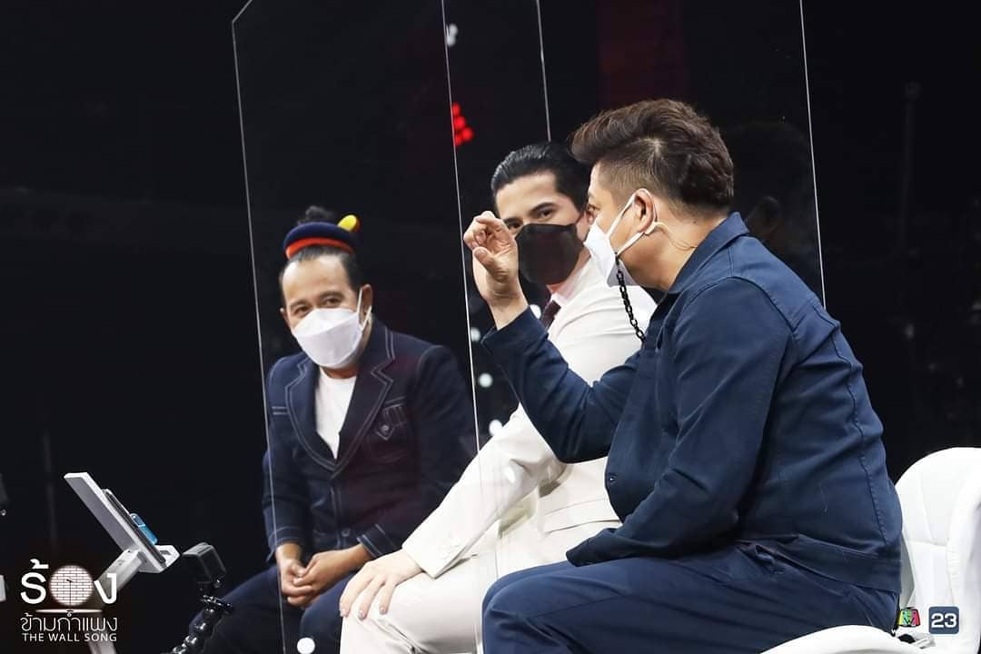 The Wall Song ร้องข้ามกำแพง