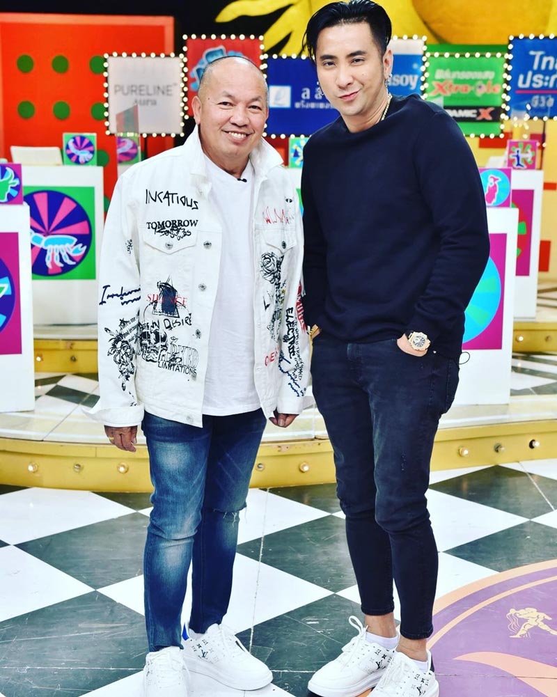 น้าค่อม ชวนชื่น