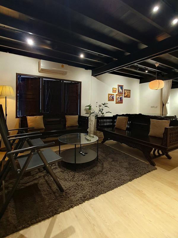 รีโนเวทบ้านครึ่งปูนครึ่งไม้ ห้องรับแขก