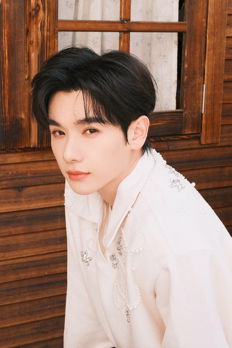 นายกรชิตเล่นเป็นใครในล่าหยก