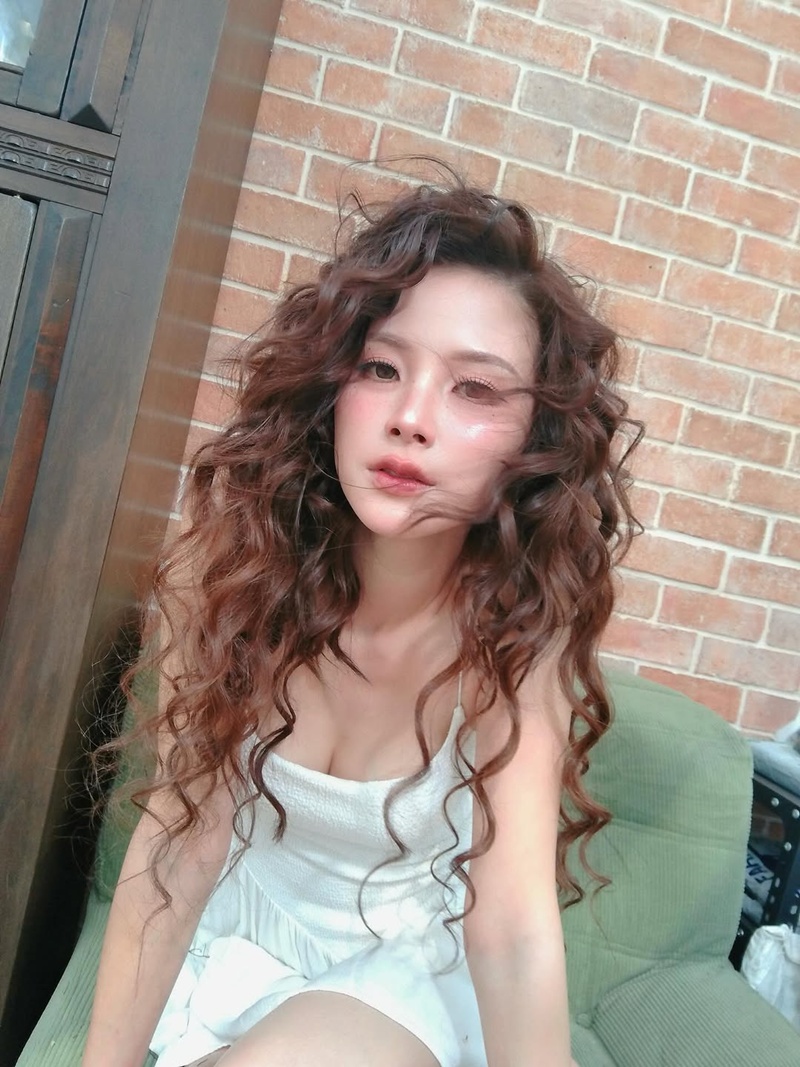 ใบเฟิร์น พิมพ์ชนก