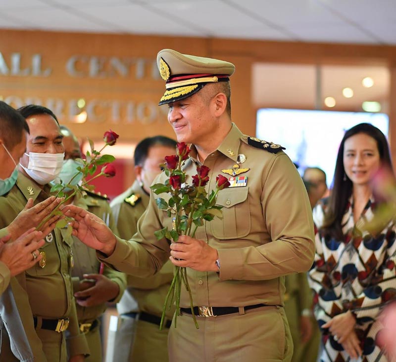 มาดามแป้ง นวลพรรณ ล่ำซำ