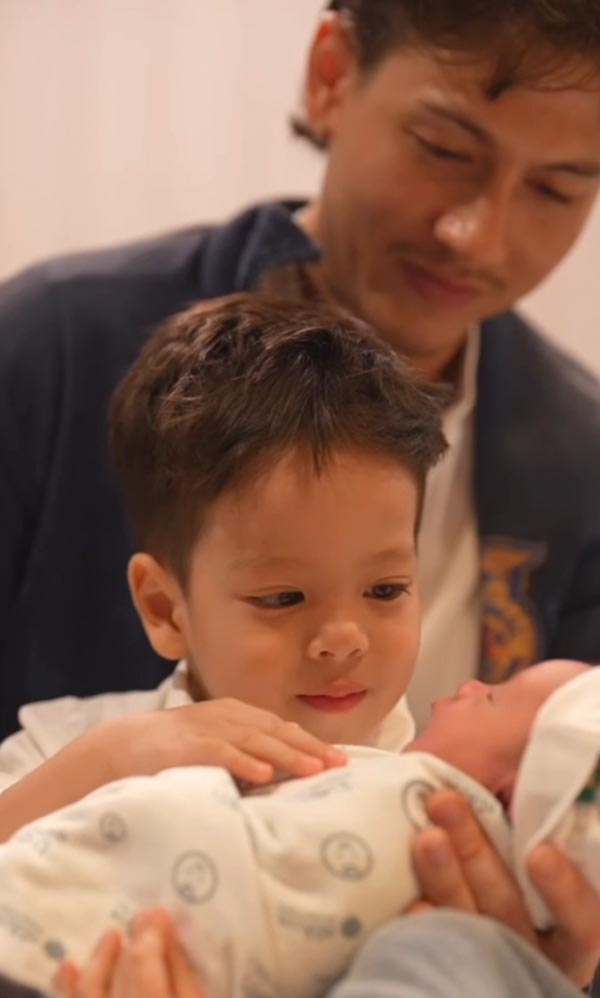 ปุ้มปุ้ย คลอดลูก