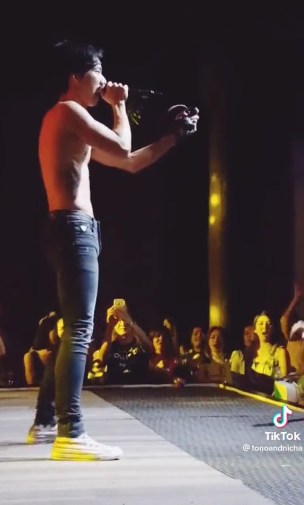 โตโน่ ภาคิน