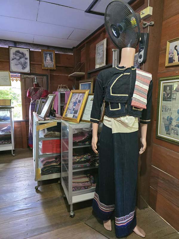 ผ้าทอไทลื้อ