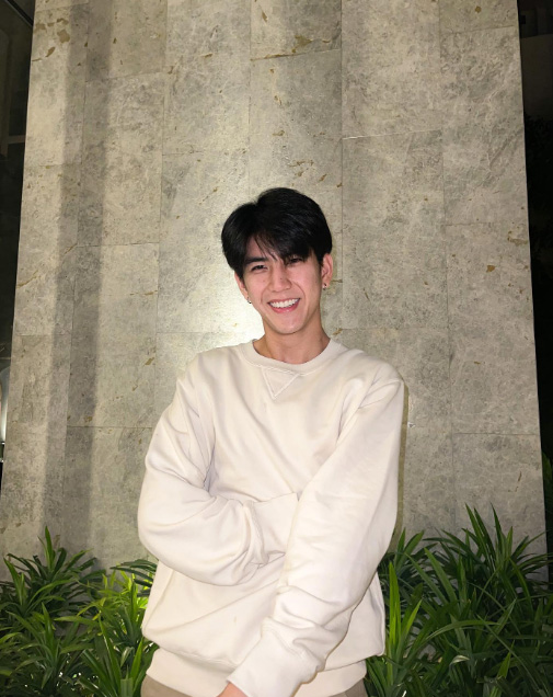 ซี ทวินันท์ ประวัติ