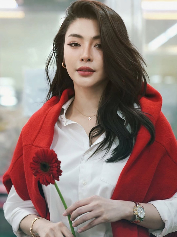 ฝ้าย พีรญา