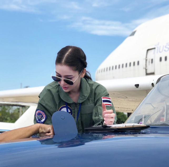 ก้อย กรกช ประวัติ