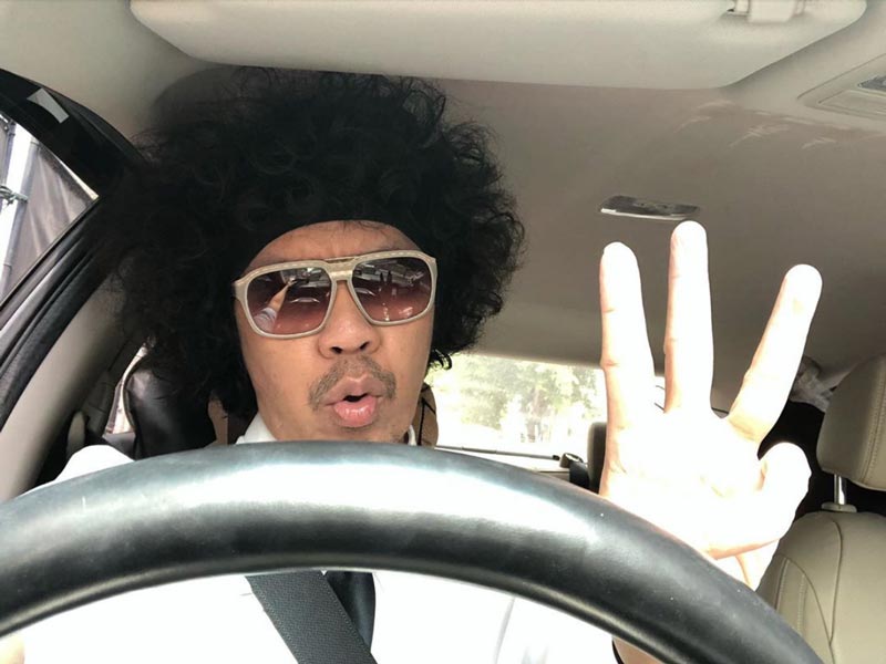 ดีเจพล่ากุ้ง