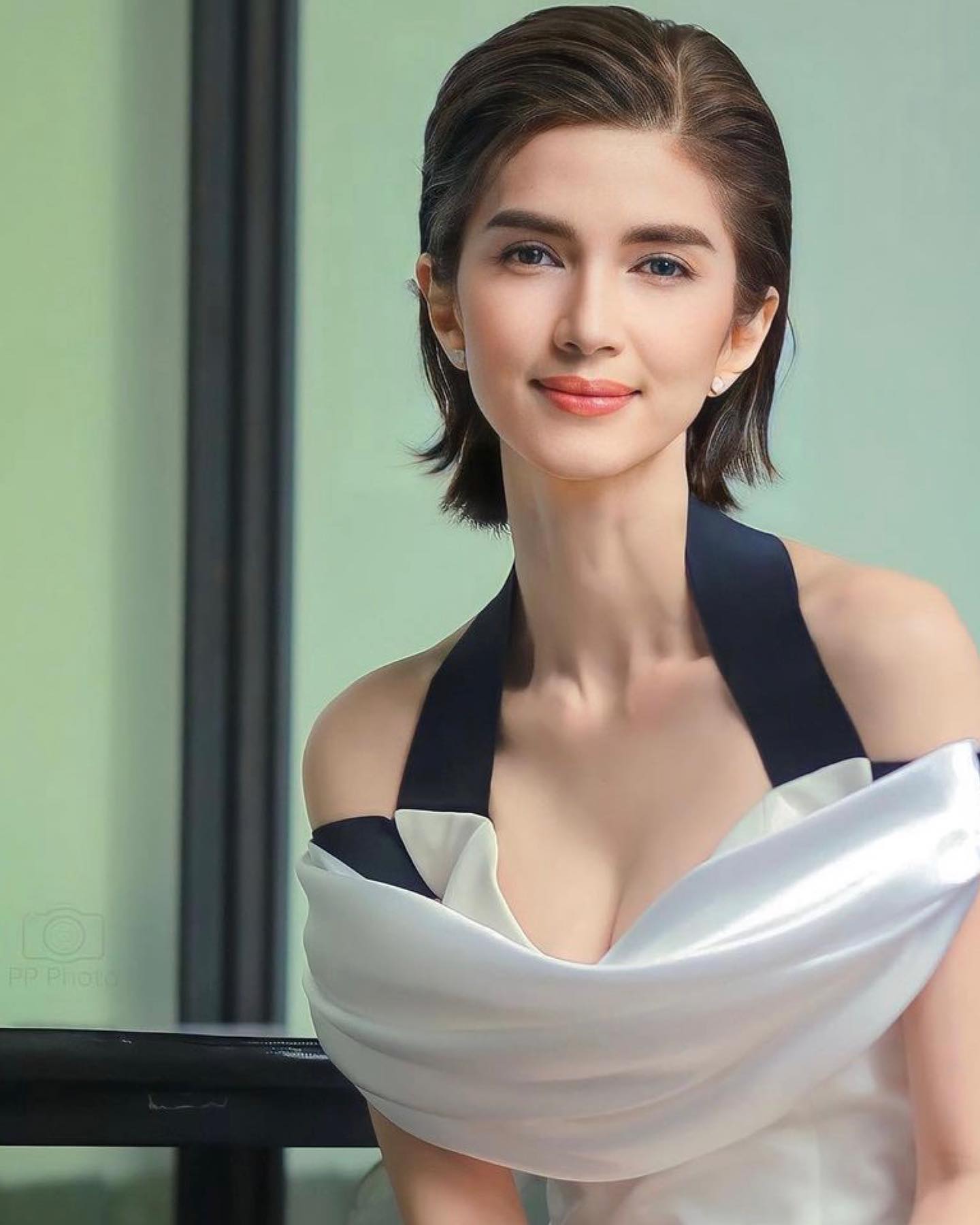 โบว์ แวนด้า