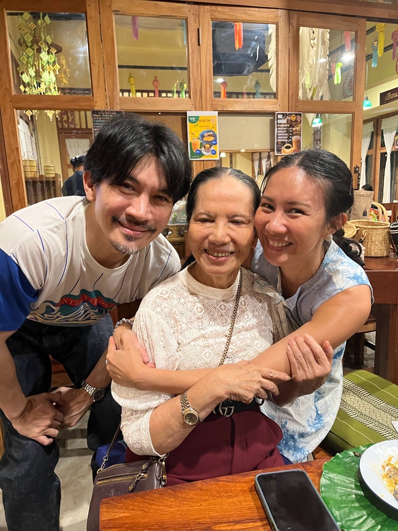 ครอบครัว เคน ธีรเดช