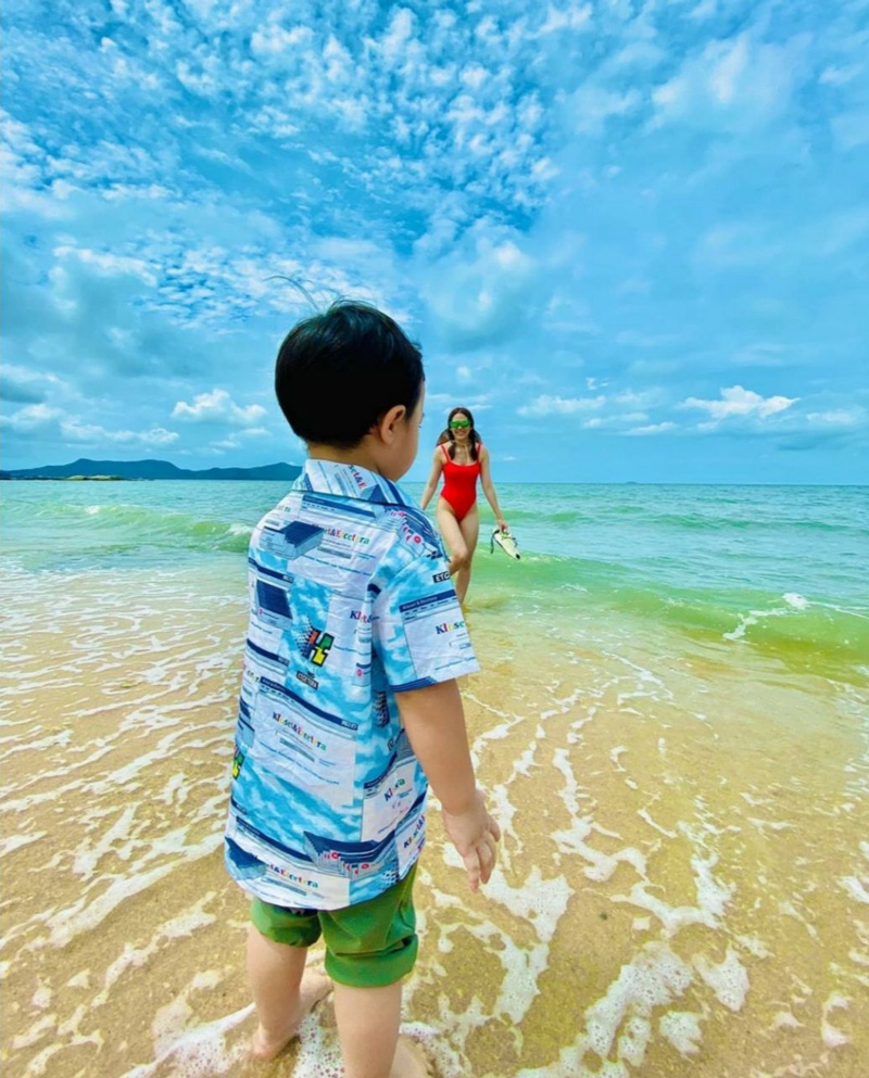 ชมพู่ อารยา