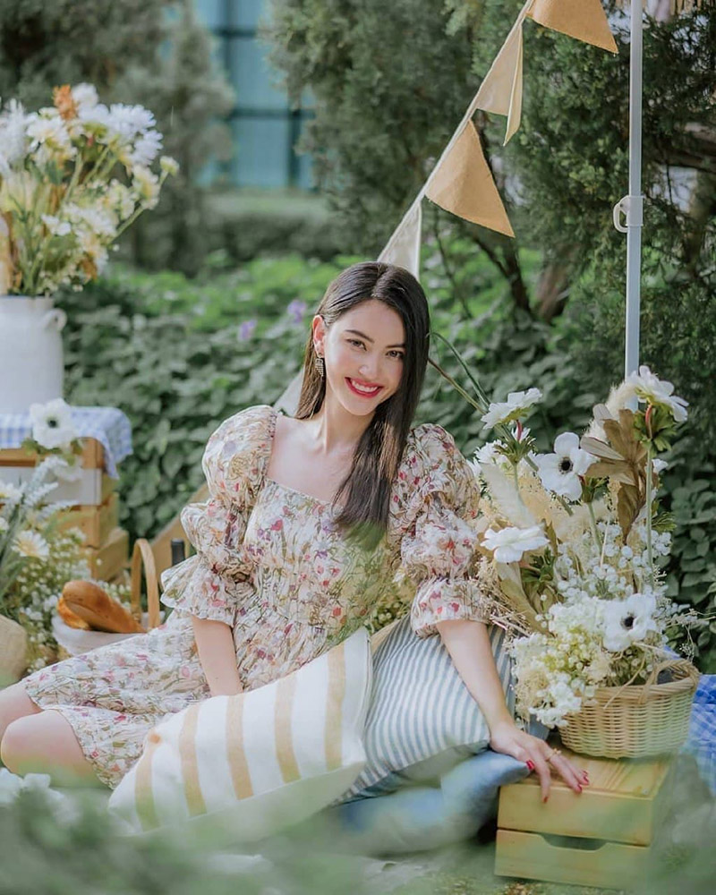 ใหม่ ดาวิกา