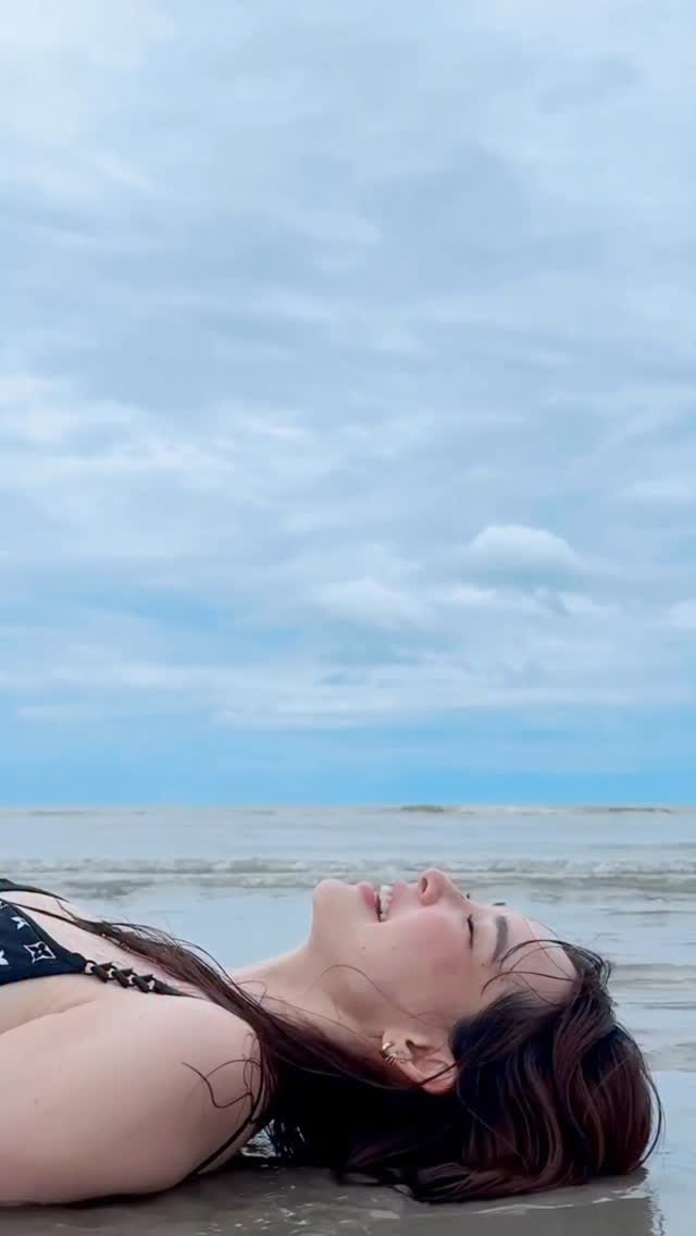 นุ้ย สุจิรา เปิดโหมดแซ่บ ในวัย 43 ปี