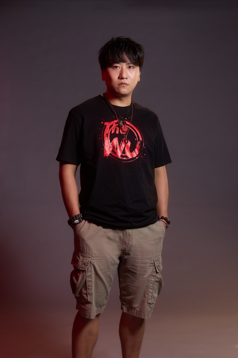 อู นักแสดง WU