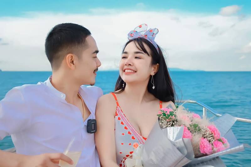 เจนนี่ ได้หมดถ้าสดชื่น, ยิว ฉัตรมงคล