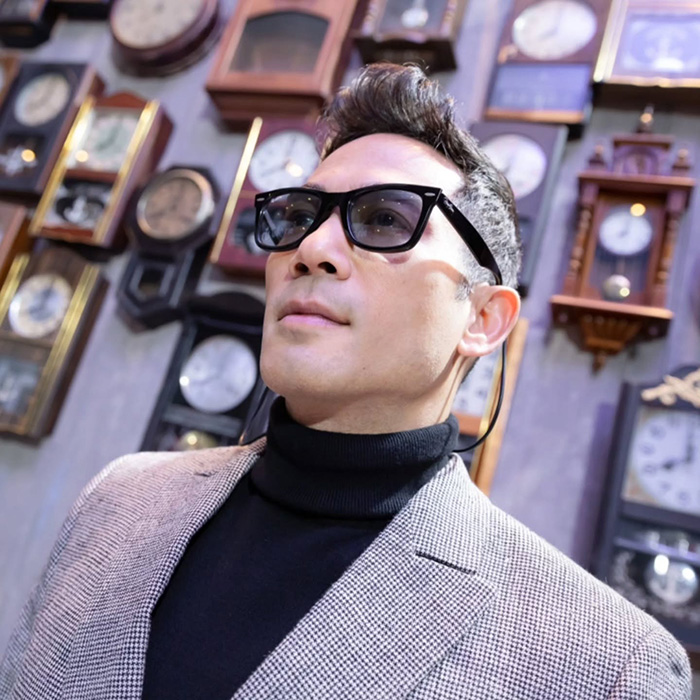 ตุ้ย ธีรภัทร์