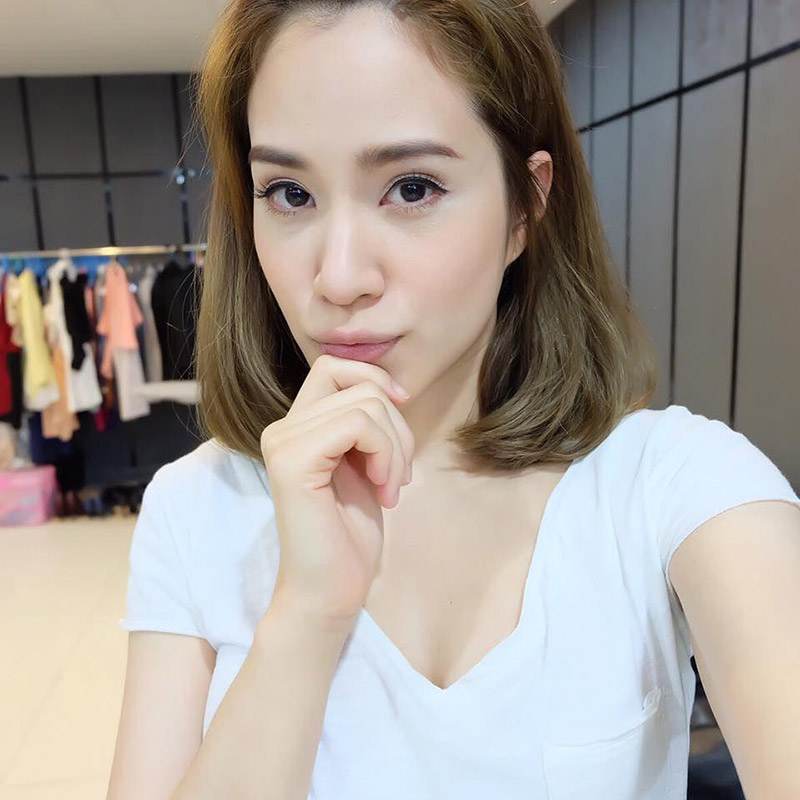  ฟาง พิชญา