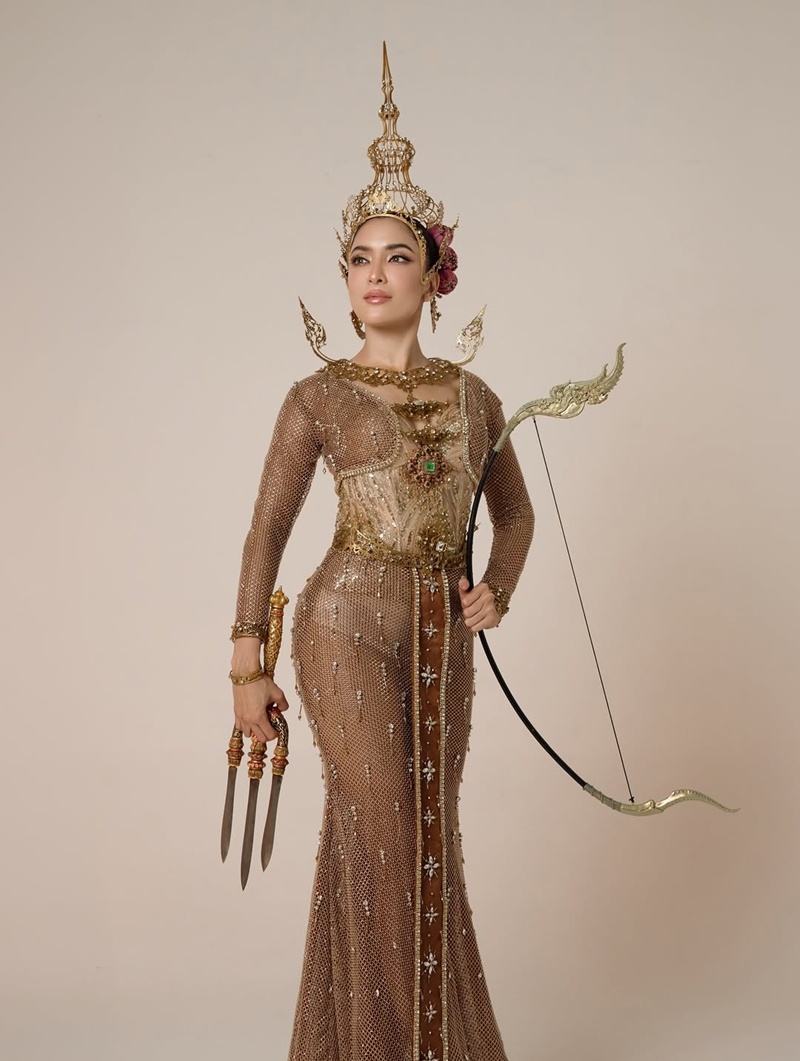 พิ้งกี้ สาวิกา