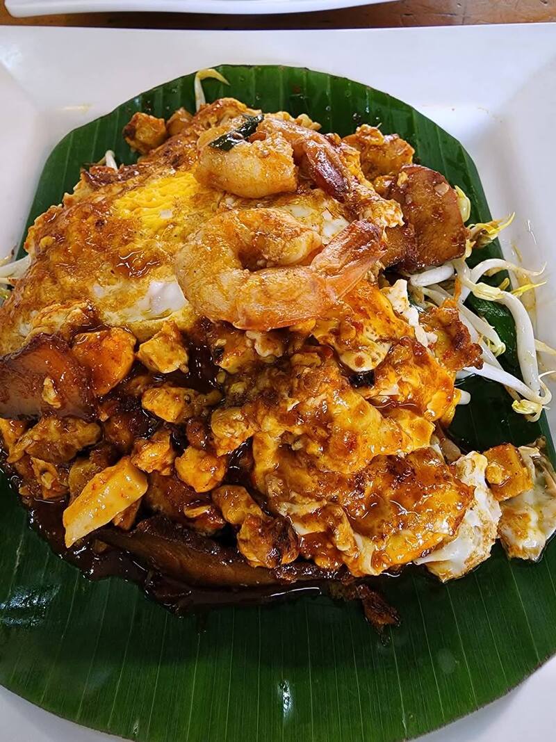 ผัดไทยพานหิน จ.ภูเก็ต