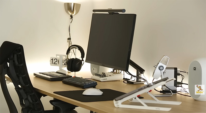 บ้าน AA วง BUS