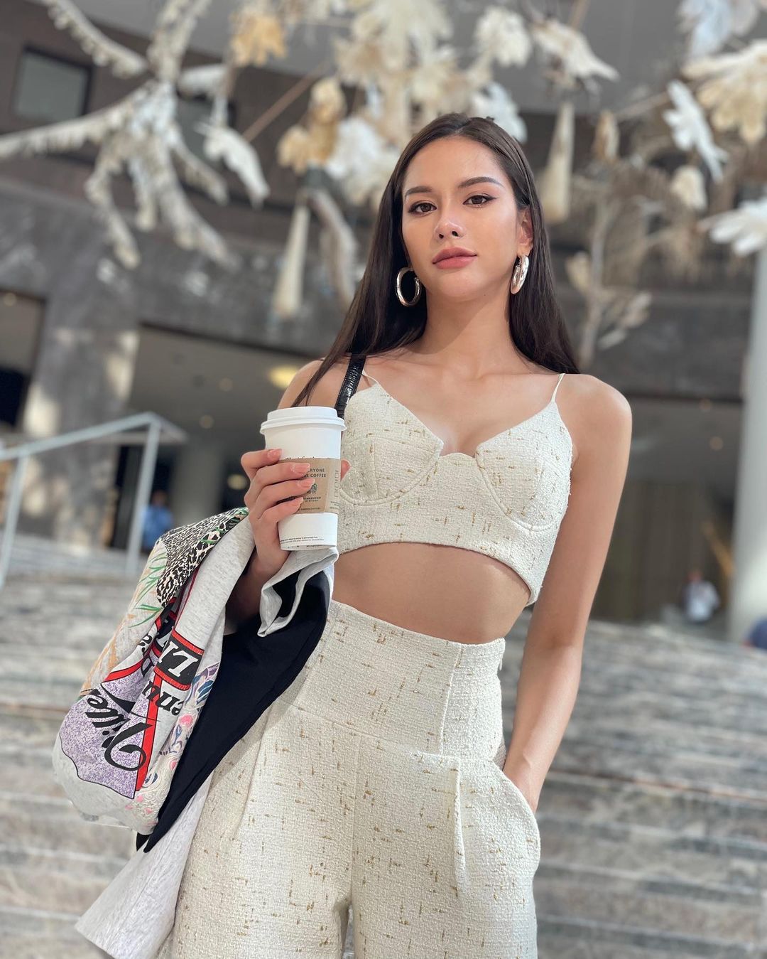 แอนนา เสืองามเอี่ยม