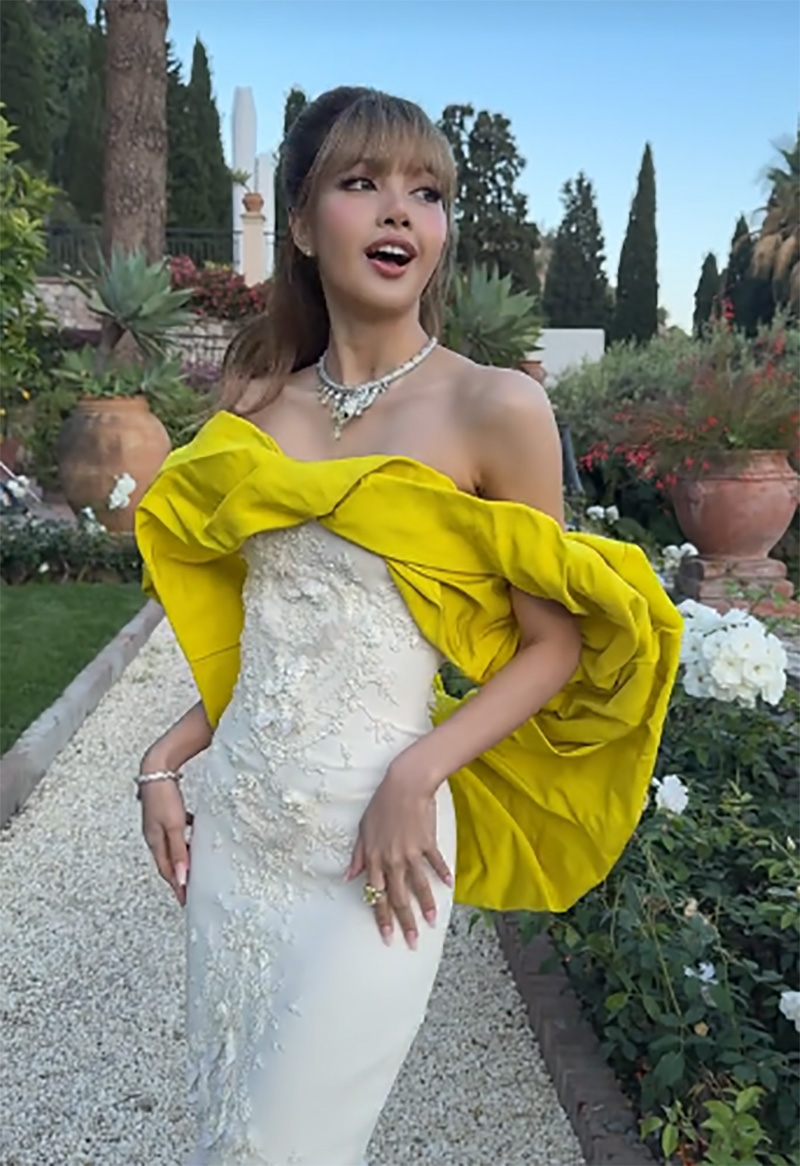 ลิซ่า โคฟ Thank you Kateyki ลุคเจ้าหญิง