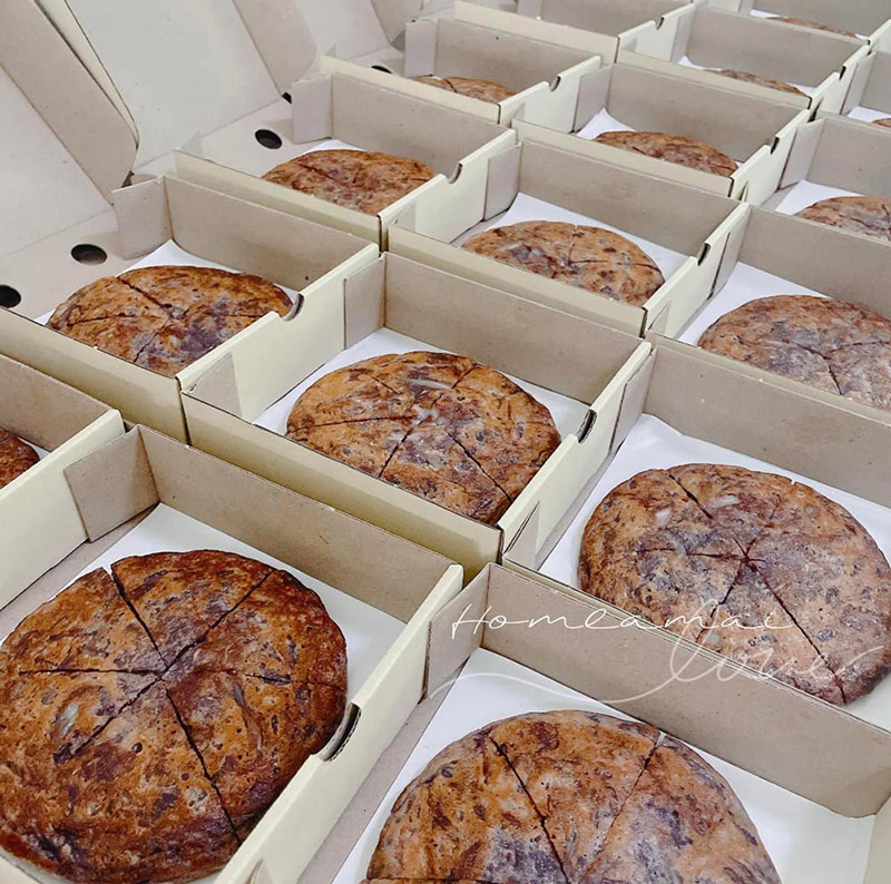 ร้านขนมบ้าบิ่น