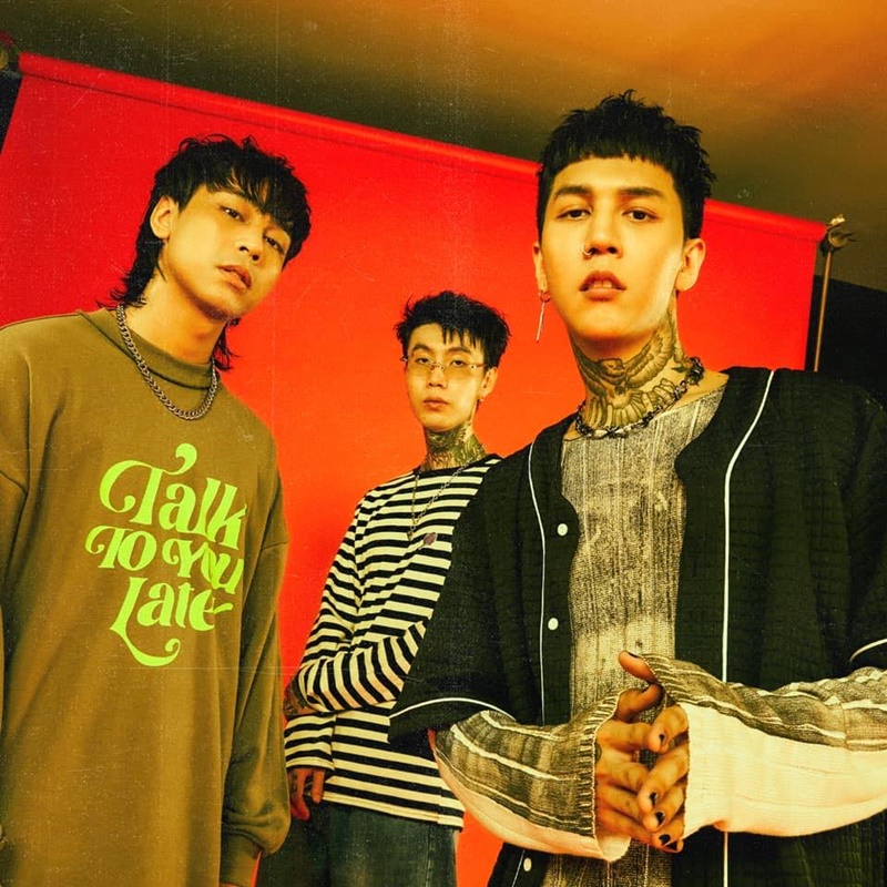 Paper Planes ผลงาน