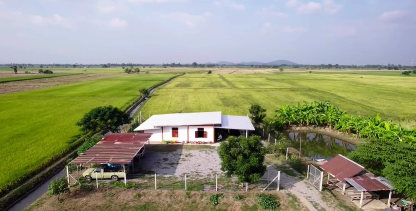 บ้านแดนนี่ ศรีภิญโญ