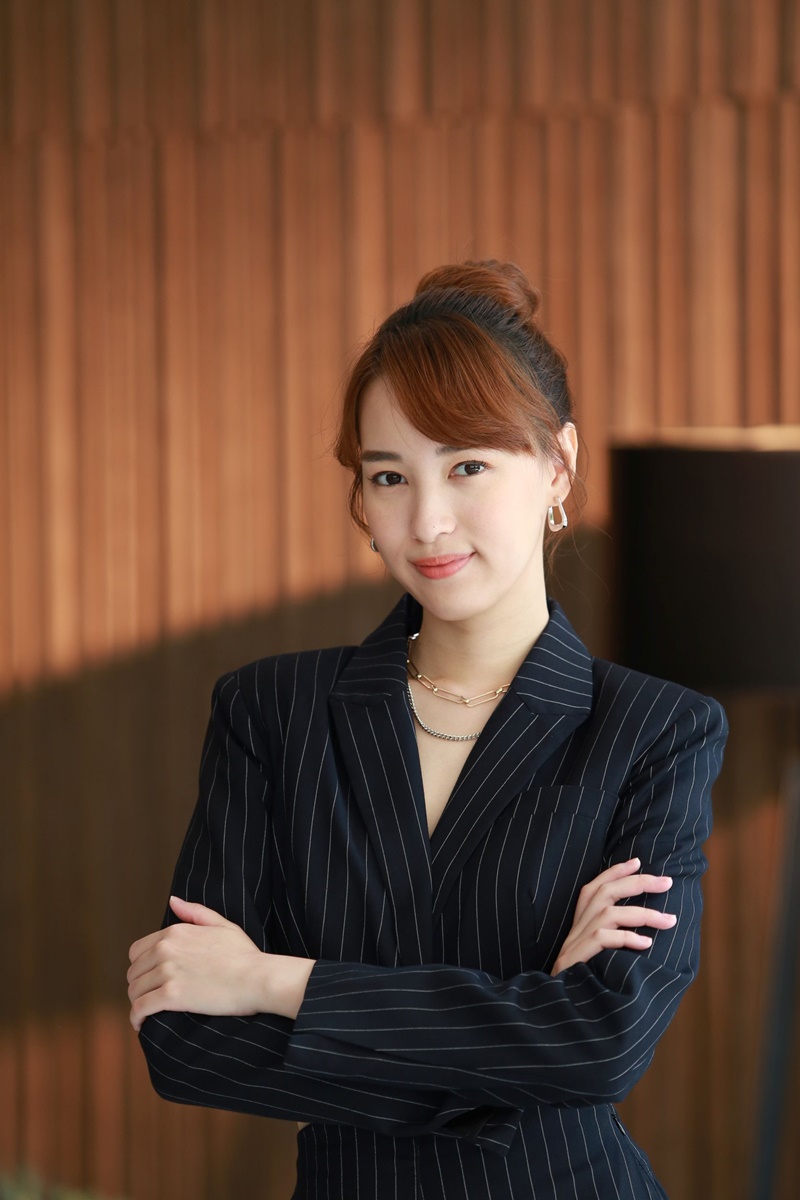 อ้อมฟ้าโอบดิน