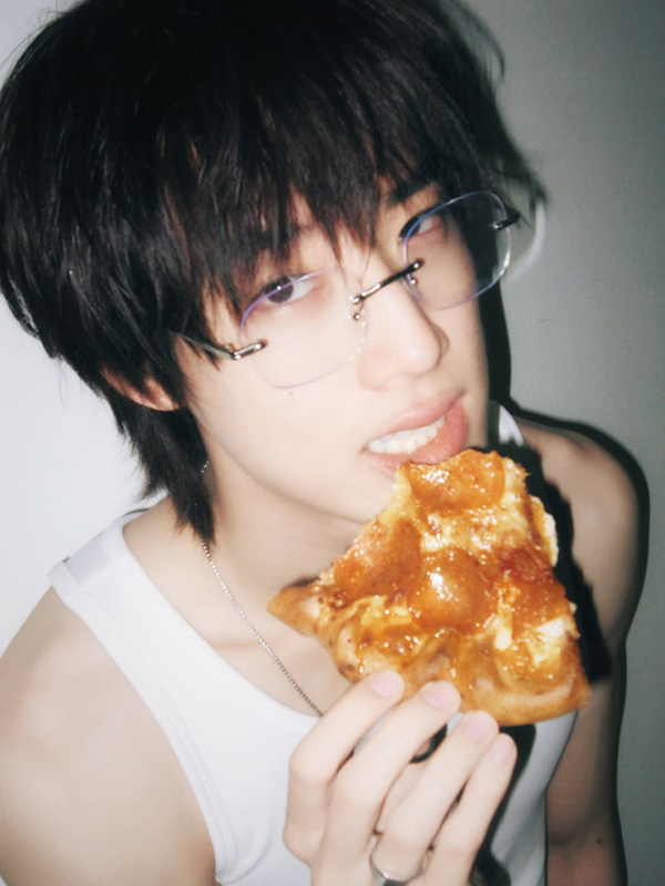 อลัน พศวีร์