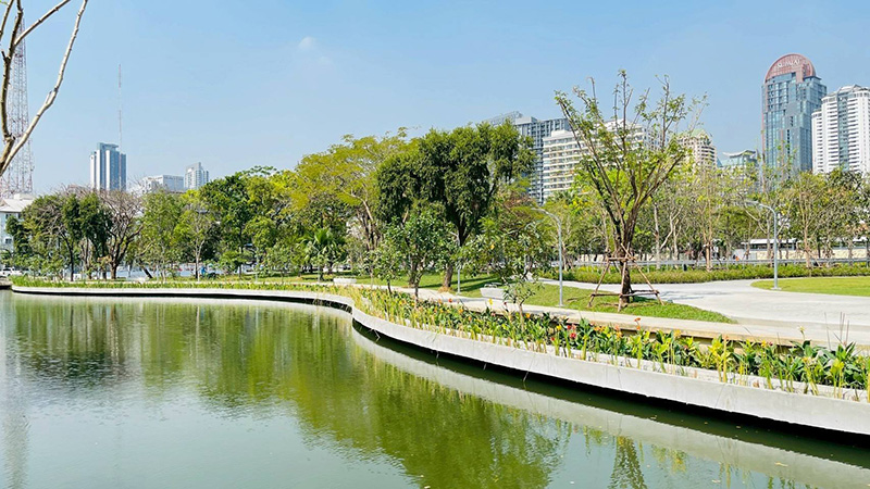 สวนเฉลิมพระเกียรติ 80 พรรษา (สาทร) กรุงเทพ