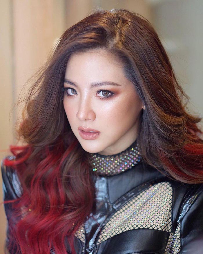 ใบเฟิร์น พิมพ์ชนก