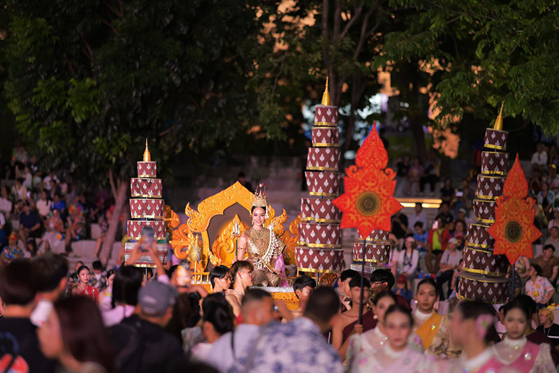 โอปอล สุชาตา