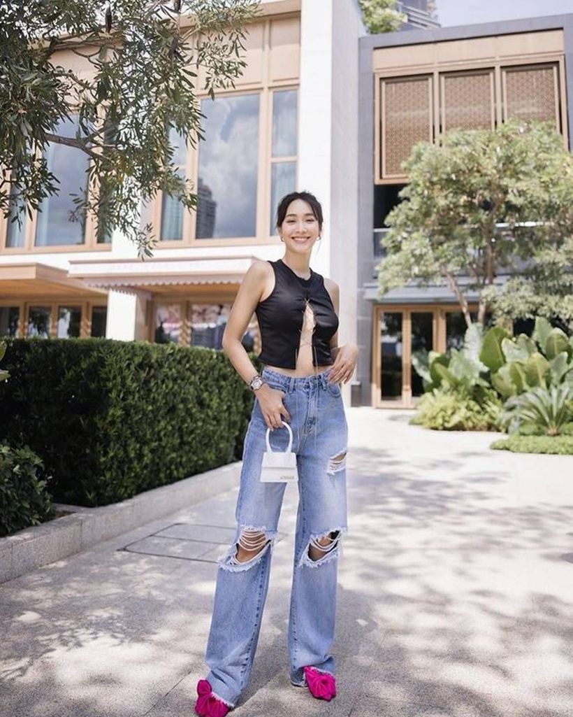 มิน พีชญา