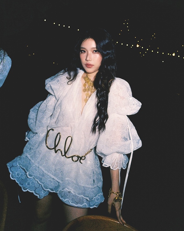 มีมี่ ทายาทนามสกุลดัง ถูกแฟนหนุ่มขอแต่งงานที่อิตาลี